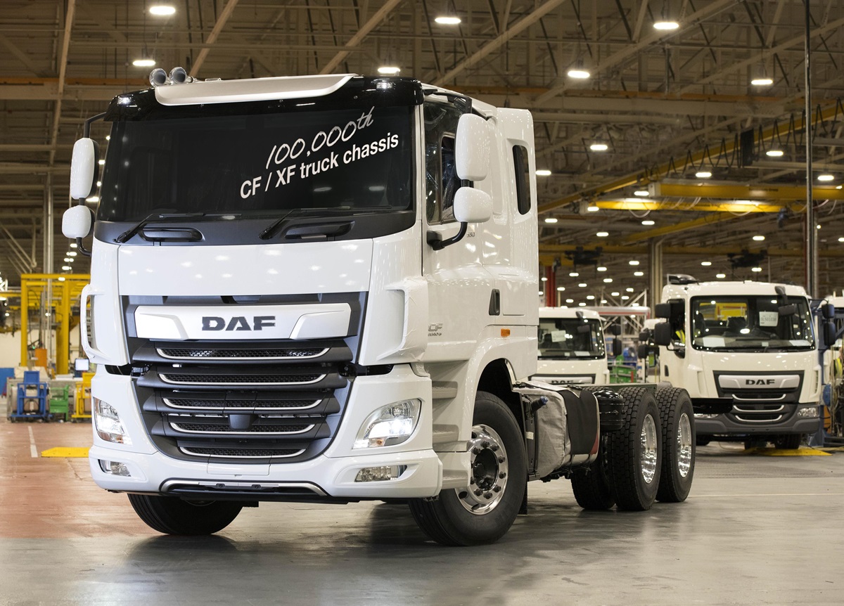 Leyland Trucks произведен 100000-й грузовик DAF CF/XF
